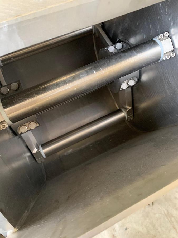 Used ETM LAB SIZE TRIPLE ROLLER BAR MIXER