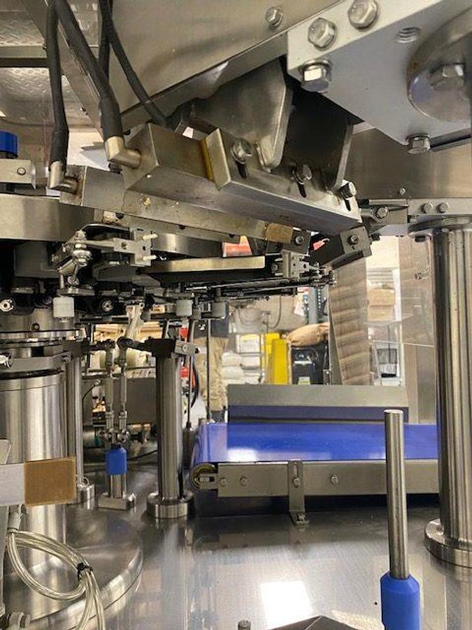 Used Rotary Pouch Bagger