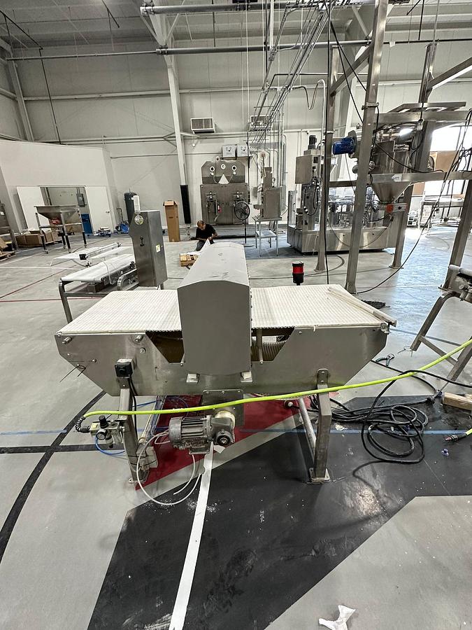 Used SafeLine Metal Detector 5" X 25" Wide Model V-2 R-SS-300