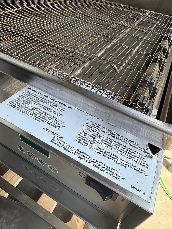 Used Lincoln Impinger II Express Bake Pizza Oven