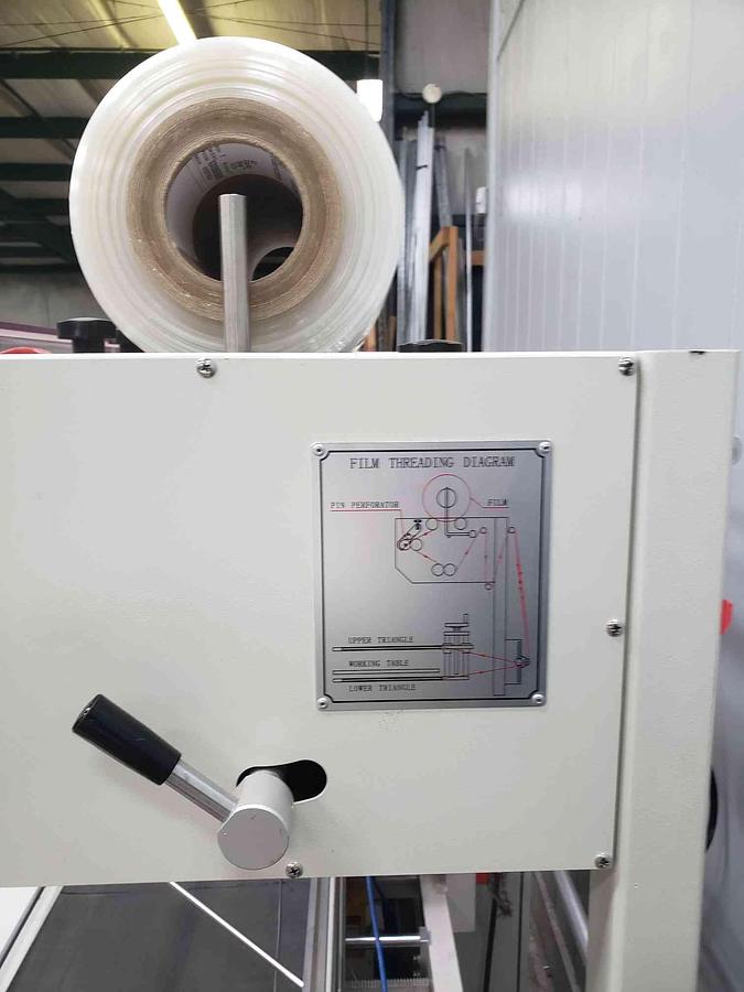 Used Used ADVANTAGE MODEL L728 L BAR SEALER 201 Shrink Tunnel