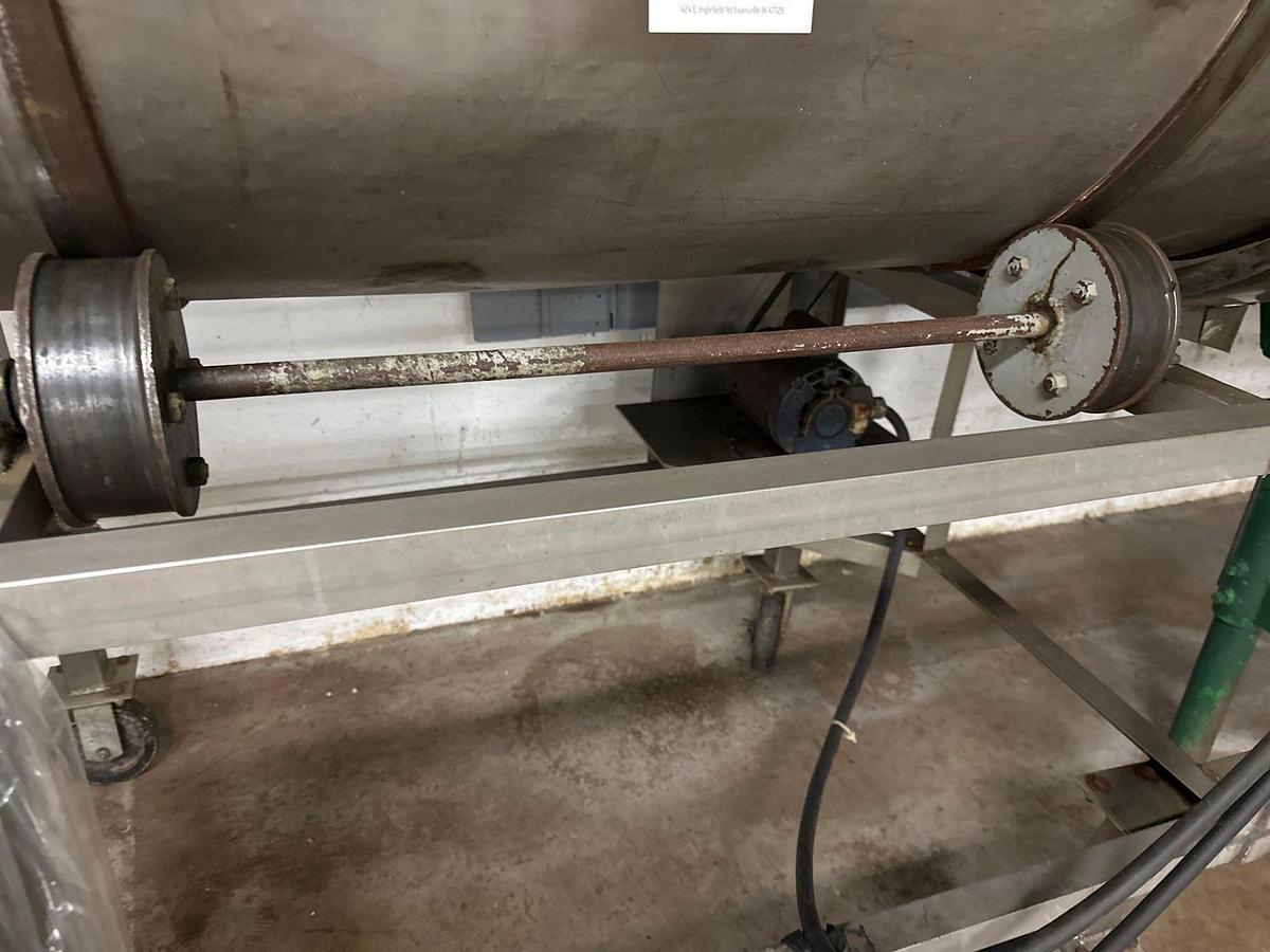 Used TECWEIGH SS VOLUMETRIC FEEDER & SEASONING TUMBLER