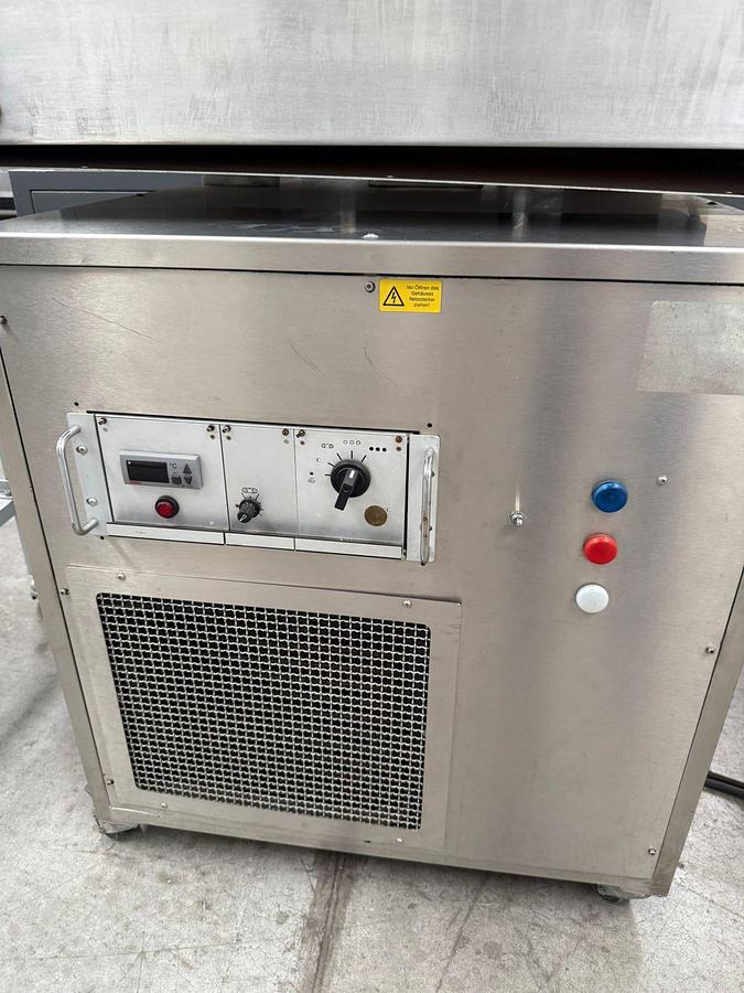 Used Shoko 15¨ German Self Contained Cooling Tunnel