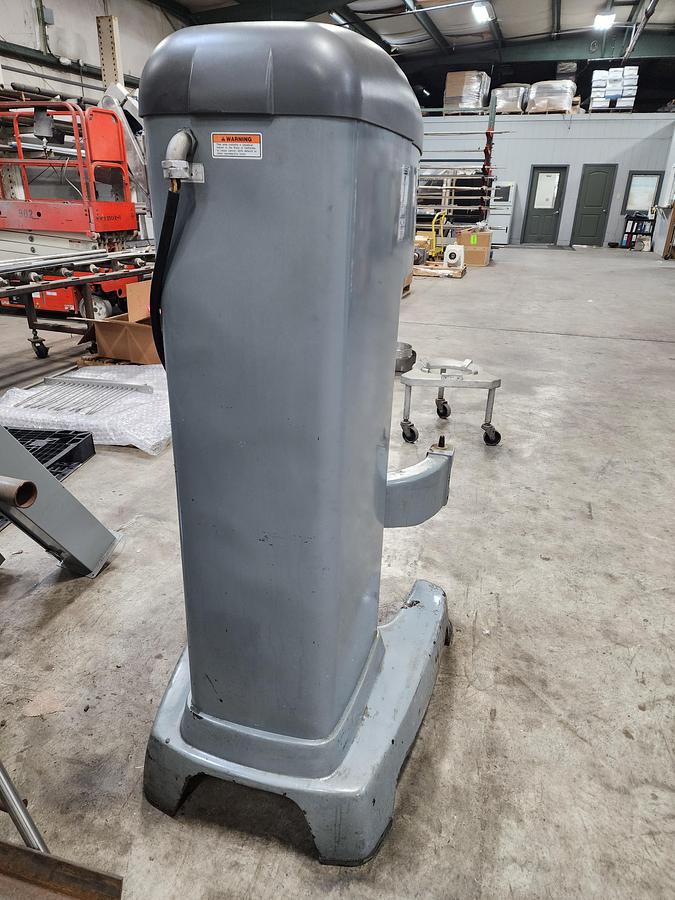 Used Used Hobart HL600 Mixer