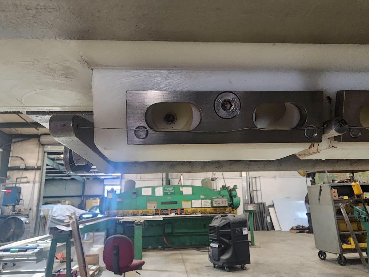 Used TROMP EXTRUDER MODEL 1000