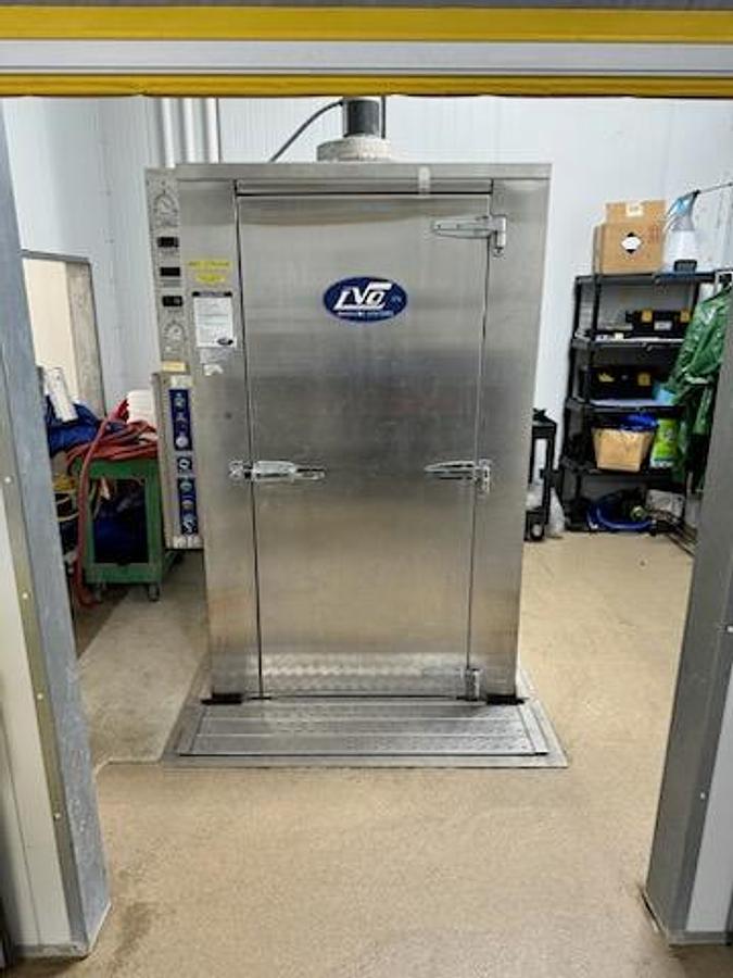 Used Used LVO 1548 Rack Washer