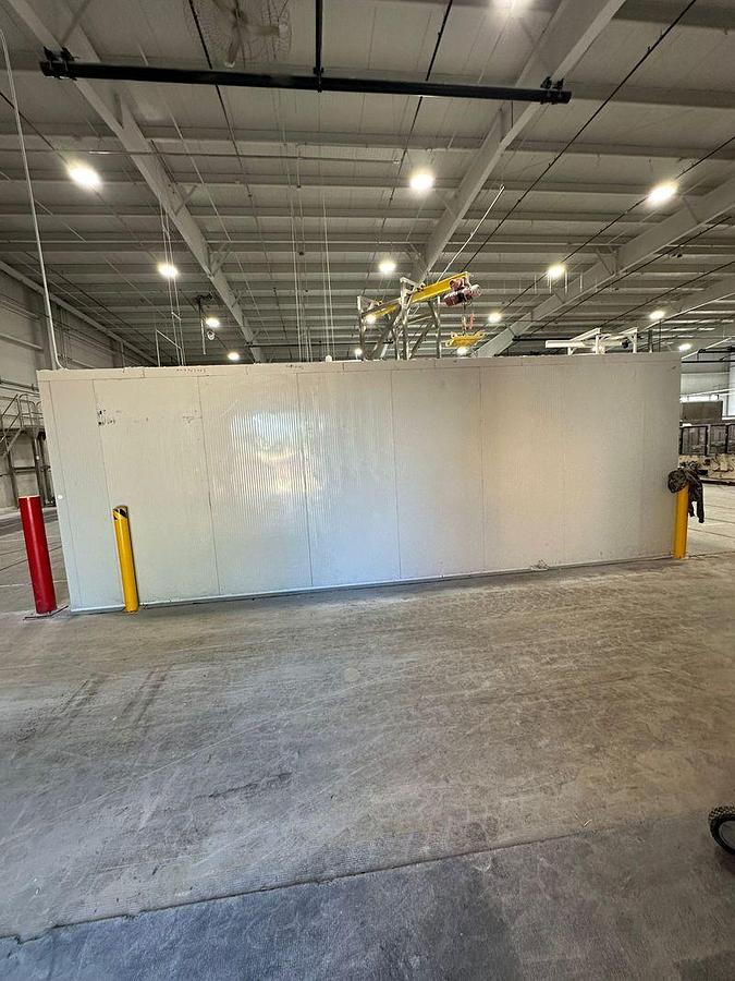 Used Walk in Cooler 23'l x11.5' w x 8' h