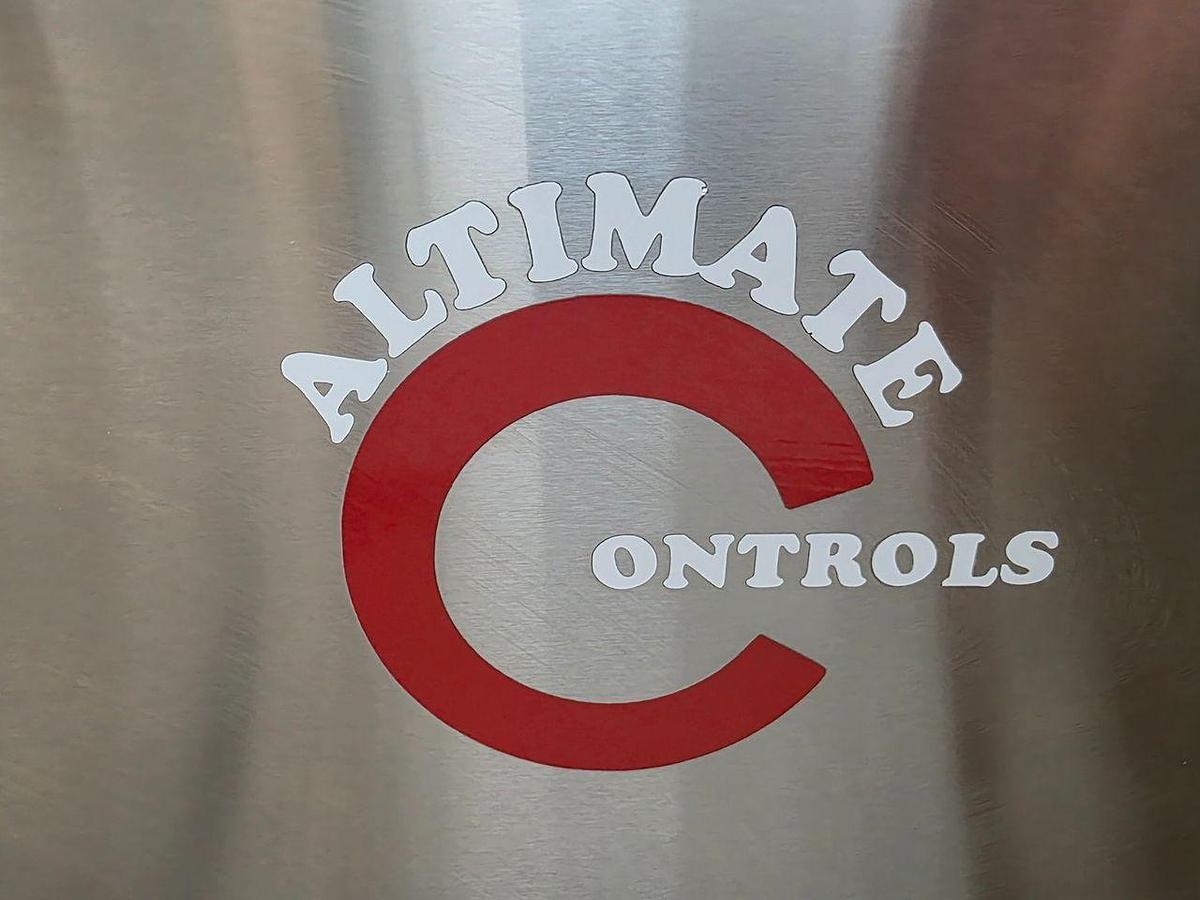 Used Vemag Robot 500 Vacuum filling machine and Conveyor system