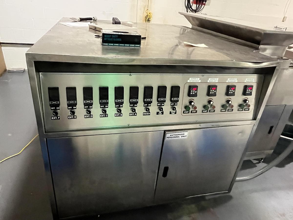 Used Rainbow Sour Candy Production Line