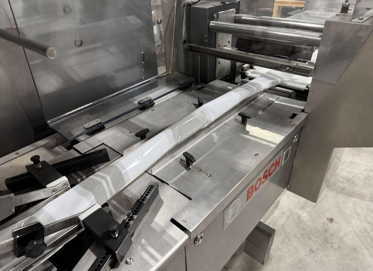 Used Bosch 201  Flow Wrapper