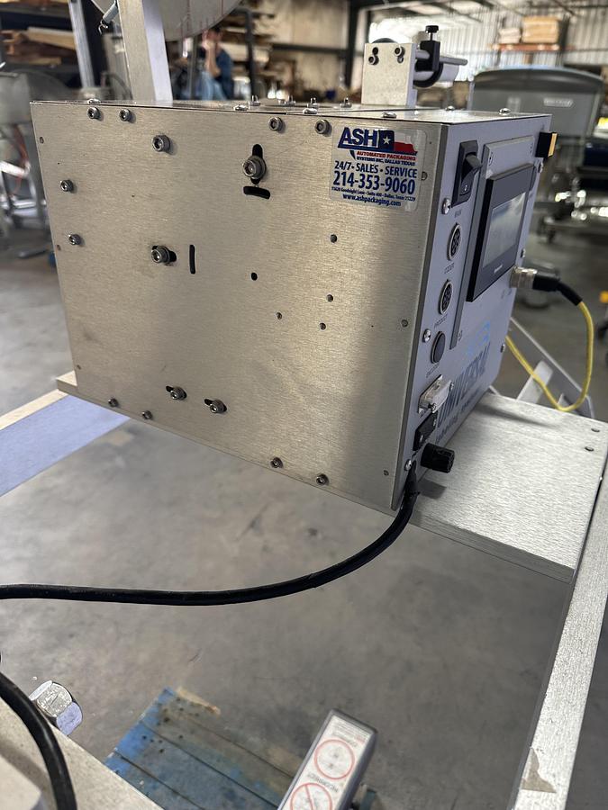 Used Universal Label Applicator, M # L-15s Left Hand