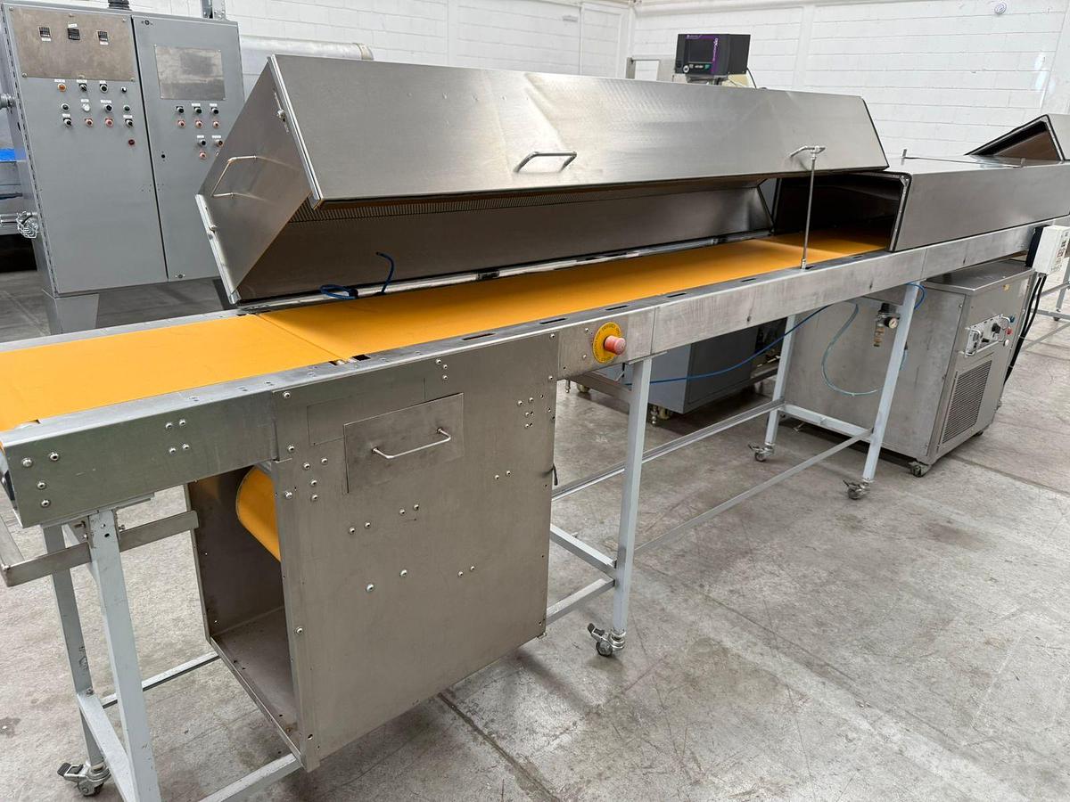 Used Shoko 15¨ German Self Contained Cooling Tunnel