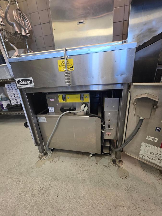 Used Belshaw Model 724CG Donut Fryer