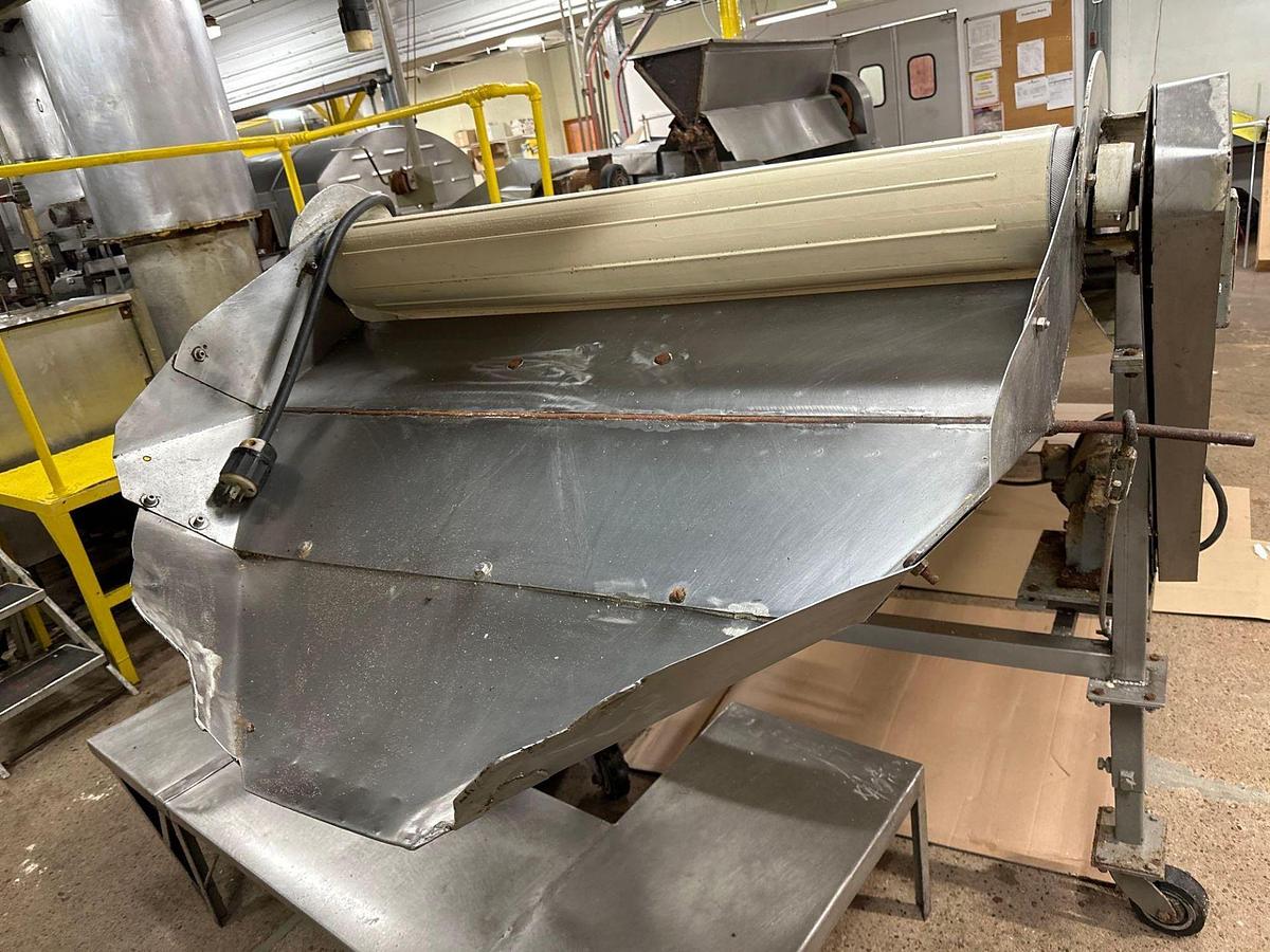 Used INCLINE CONVEYOR