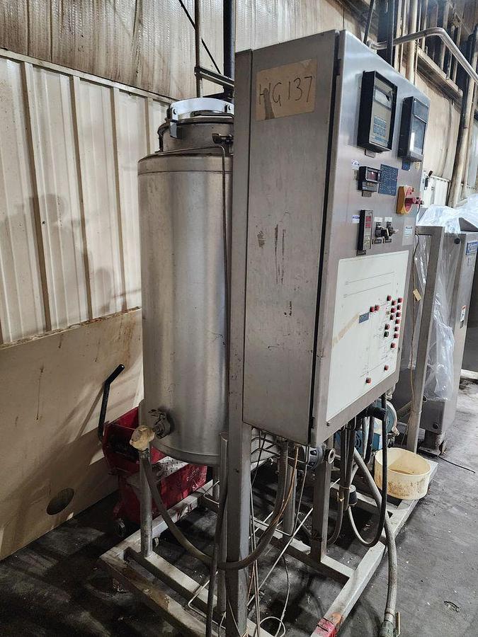 Used PEERLESS MIXER/SLURRY MIX FEEDING WITH CIP & KETTLE