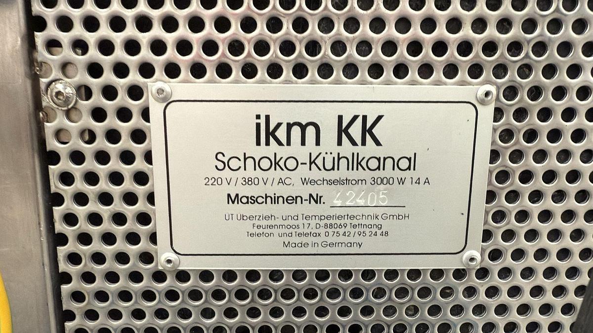 Used Shoko 15¨ German Self Contained Cooling Tunnel
