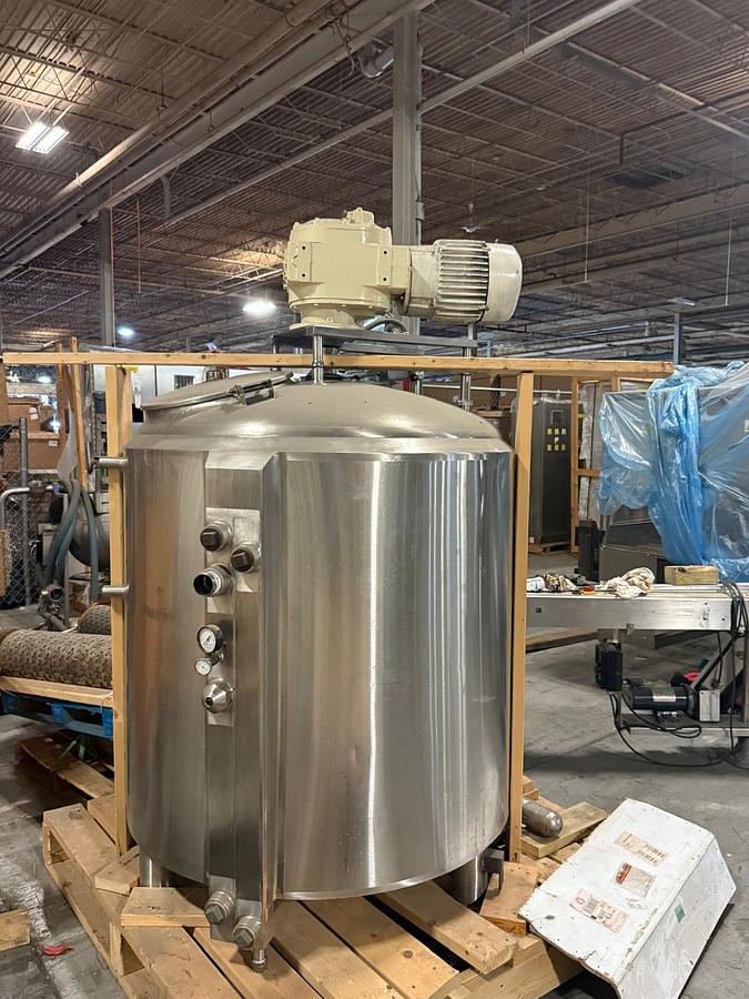 Used SS Jacketed 425 Gal Tank 