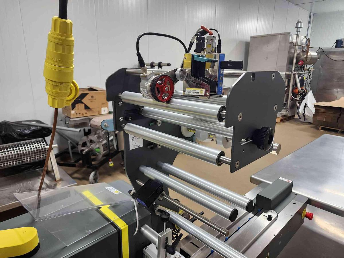 Used TLM WIKI FLOW WRAPPER & JET PRINTER