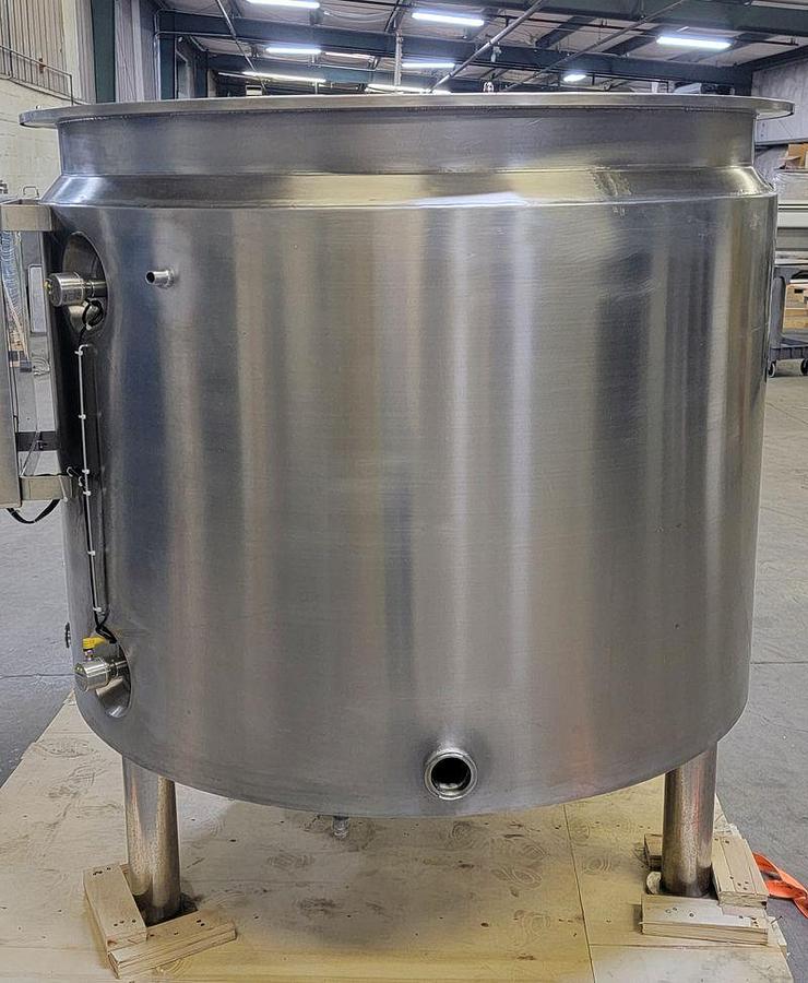 AFE New Chocolate melt -Storage tanks