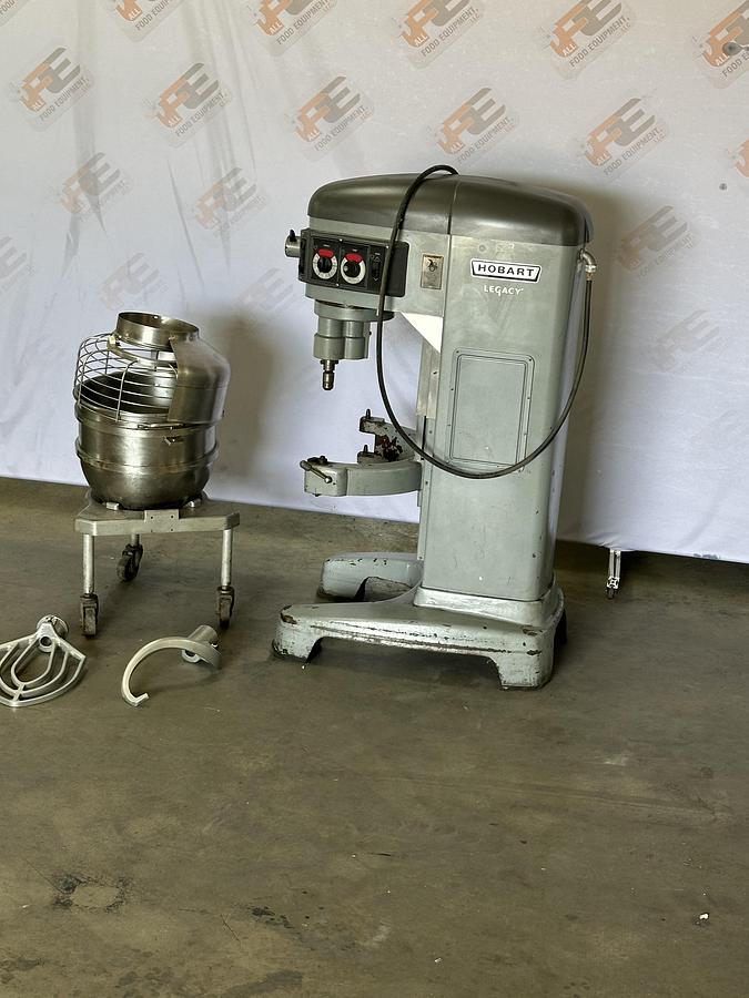 Used Used Hobart HL600 Mixer
