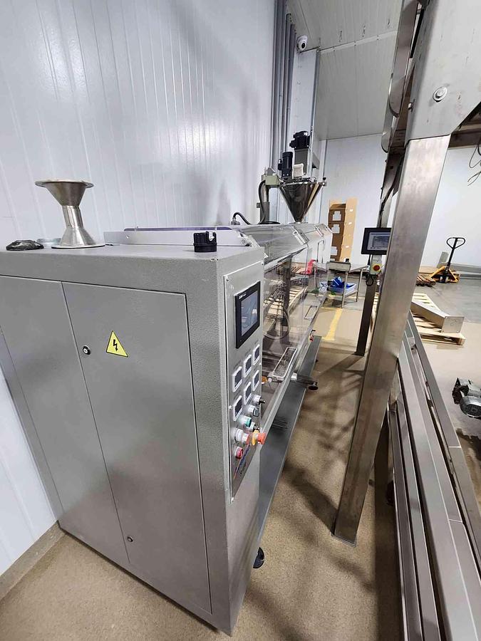 Used Use Acepack Powder Pouch Packager