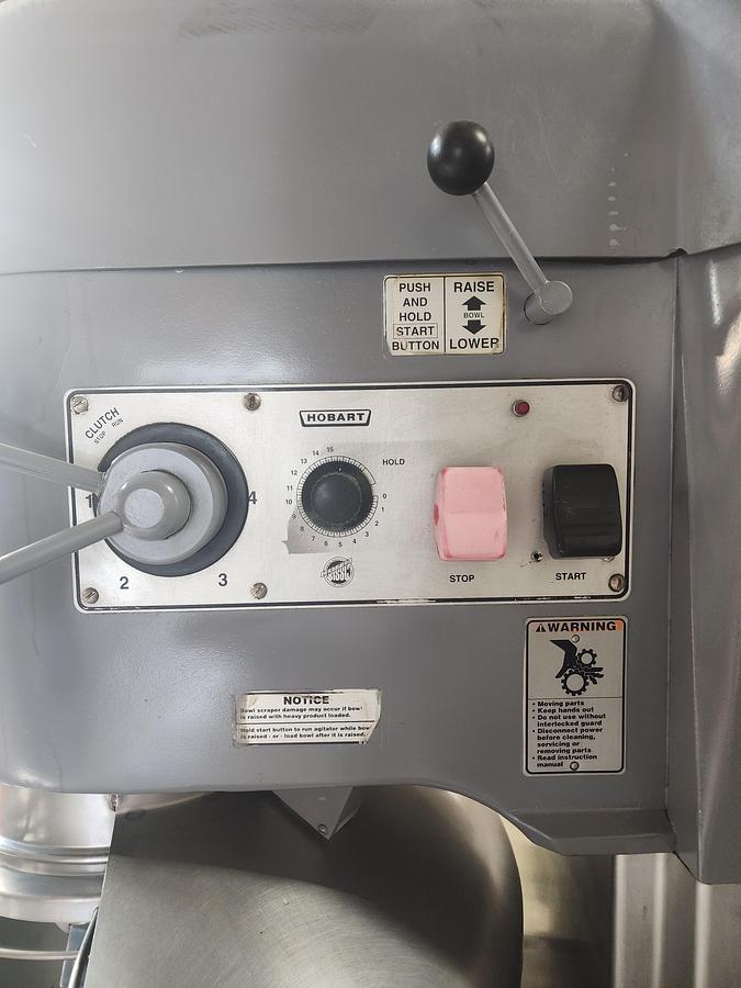 Used HOBART 140 QUART MIXER Model V1401