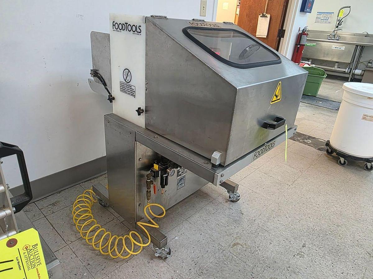 Used FoodTools Model CS-RS Round and Sheet Cake Slicing Machine