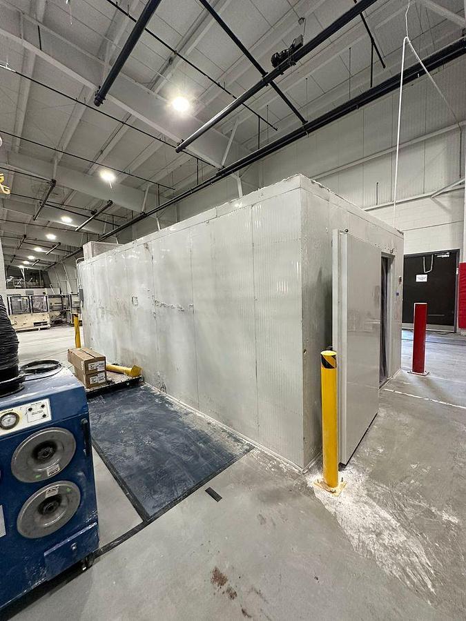 Used Walk in Cooler 23'l x11.5' w x 8' h