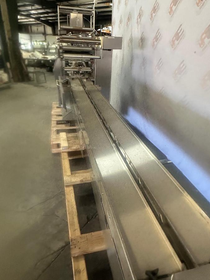 Used FUJI FOREMOST FLOW WRAPPER