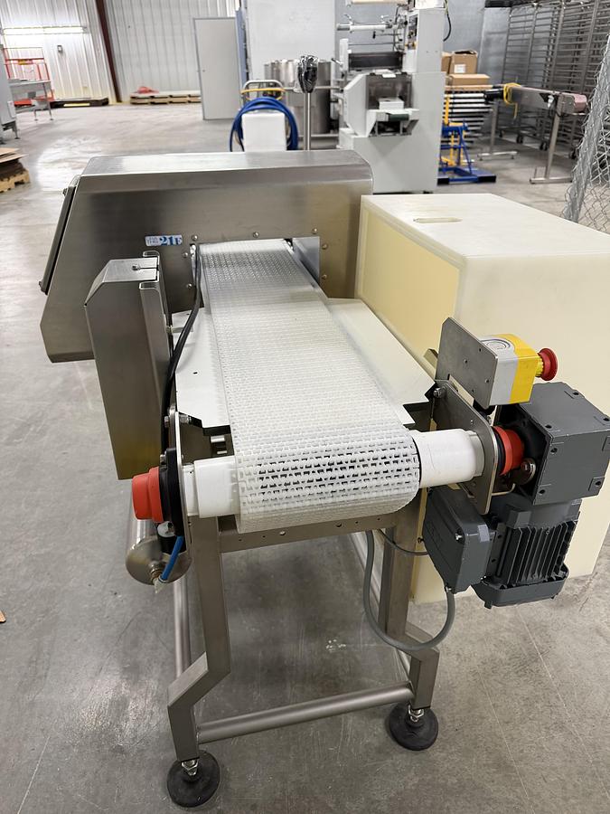 Used CEIA Metal Detector - Aperture size 9.75" W x 3" H  - Model # THS-MBB