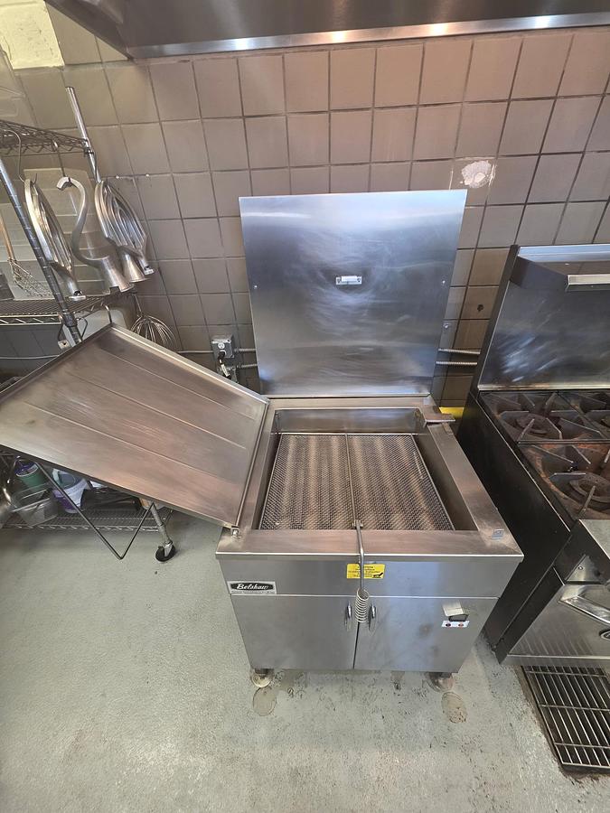 Used Belshaw Model 724CG Donut Fryer
