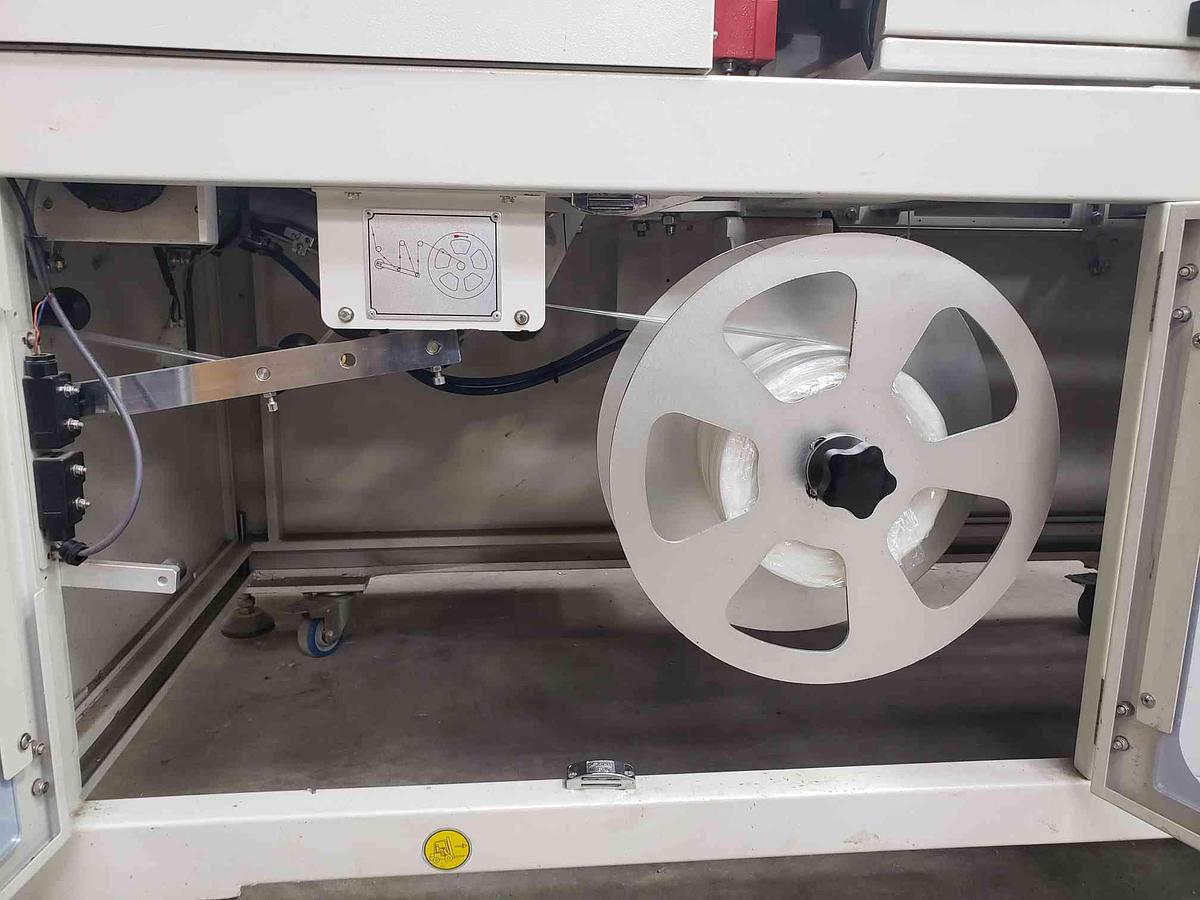 Used Used ADVANTAGE MODEL L728 L BAR SEALER 201 Shrink Tunnel