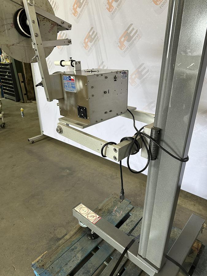 Used Universal Label Applicator, M # L-15s Left Hand