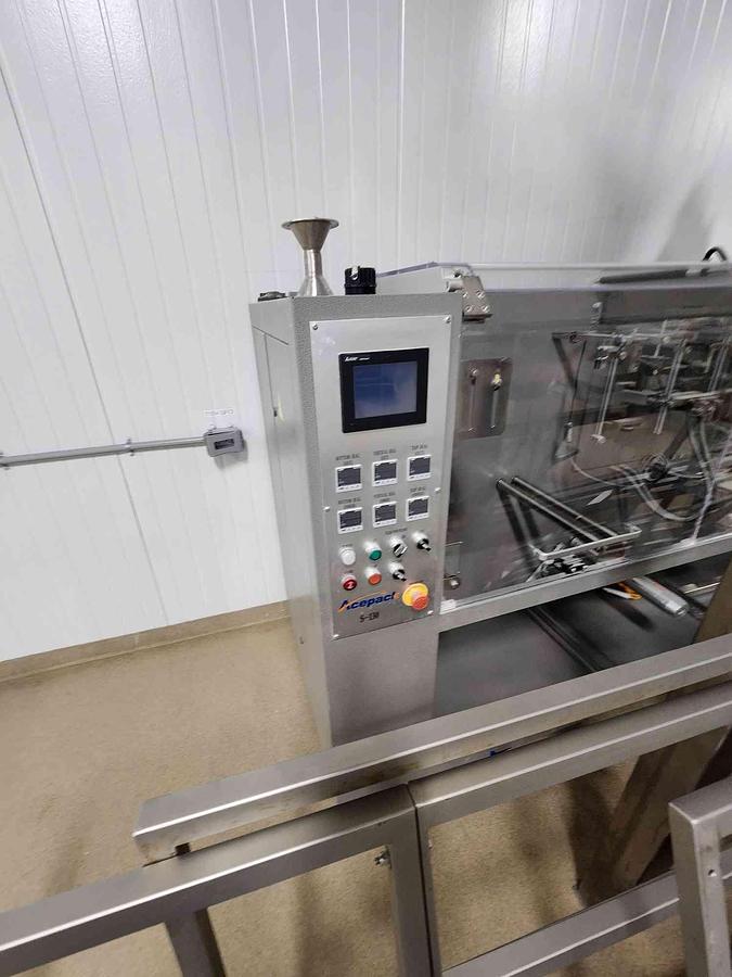 Used Use Acepack Powder Pouch Packager