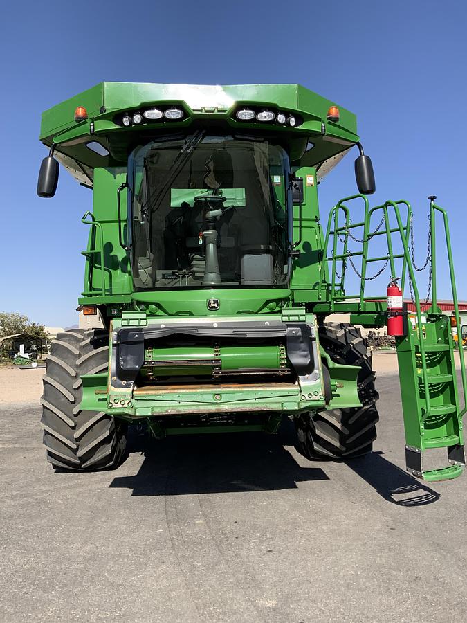 Usado 2012 JOHN DEERE® S670