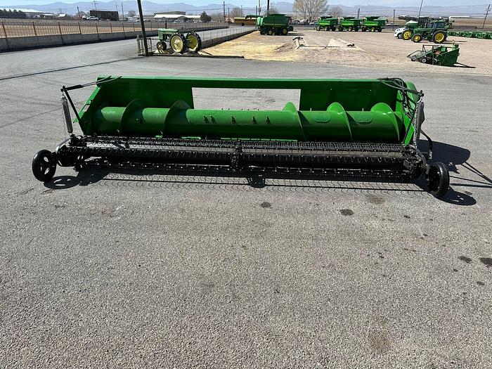 Usado LEVANTADOR JOHN DEERE®  615
