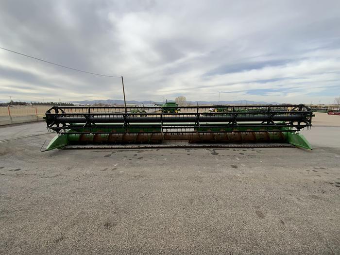 Usado 2004 JOHN DEERE® 635F