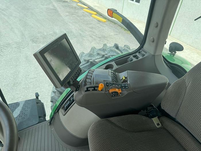 Usado 2018 JOHN DEERE 8295R