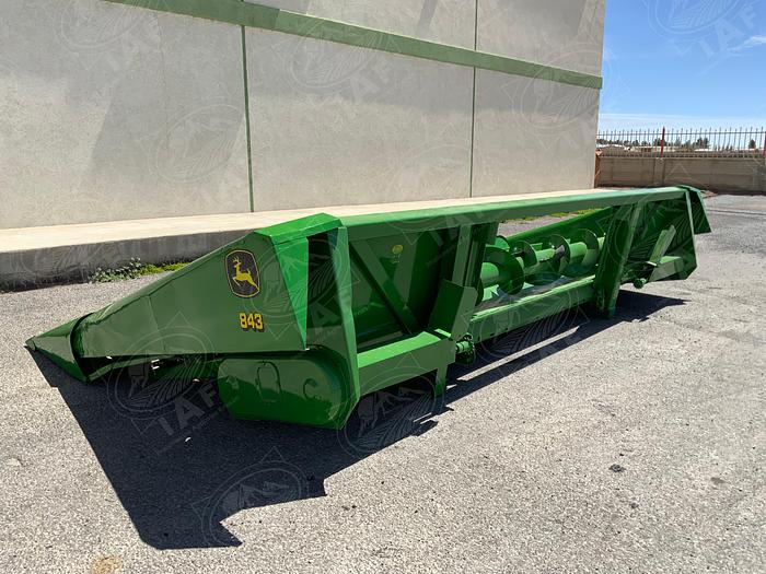 Usado JOHN DEERE 843