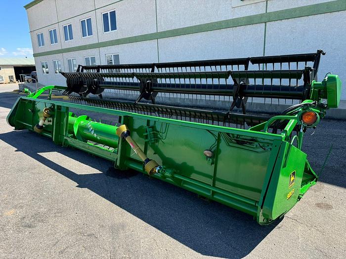Usado JOHN DEERE® 922R
