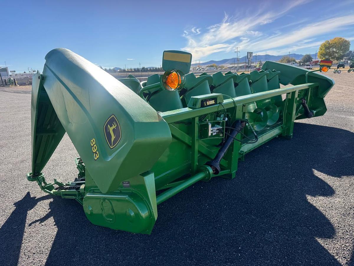 Usado 2002 JOHN DEERE® 893