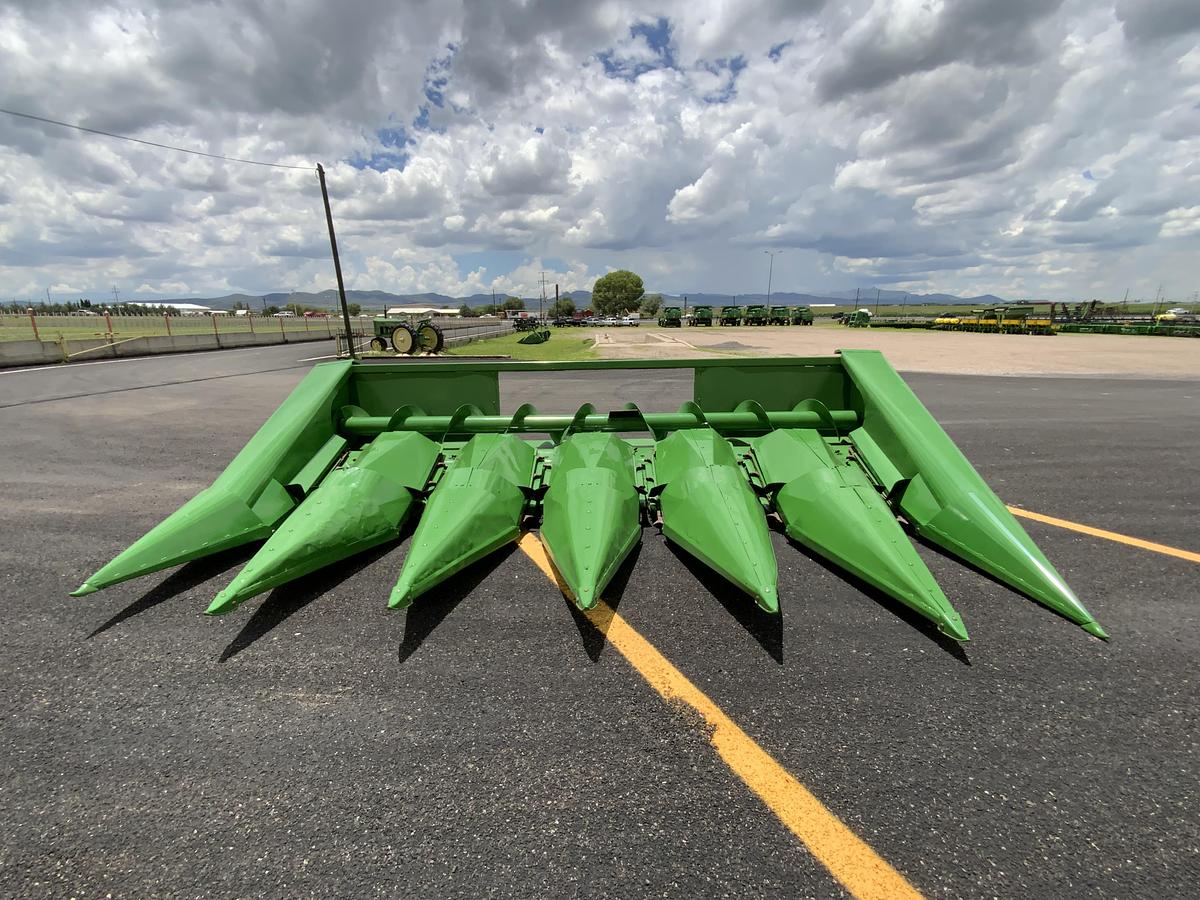 Usado JOHN DEERE® 643