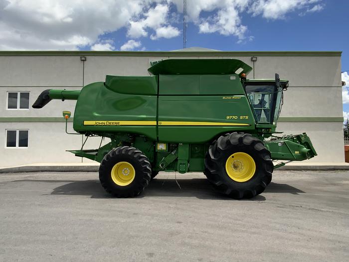 Usado JOHN DEERE® 9770STS