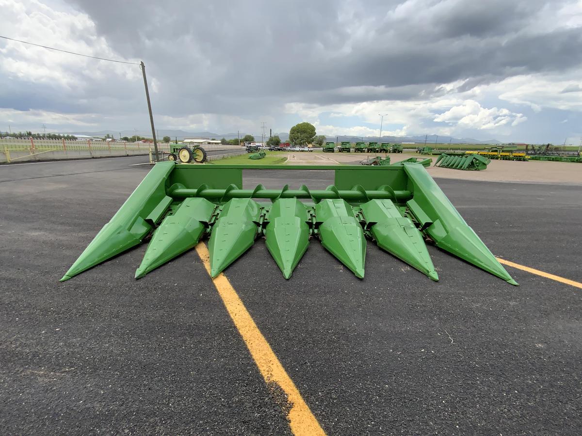 Usado JOHN DEERE® 643