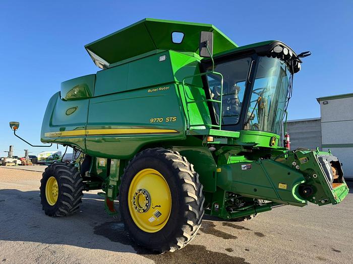 Usado JOHN DEERE® 9770STS