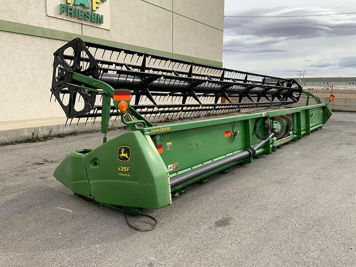 Usado 2007 JOHN DEERE® 635F