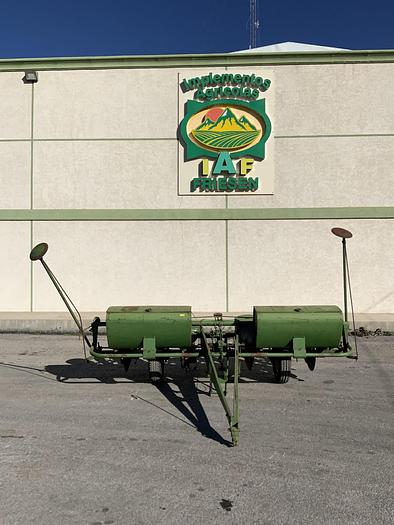 Usado JOHN DEERE® 494