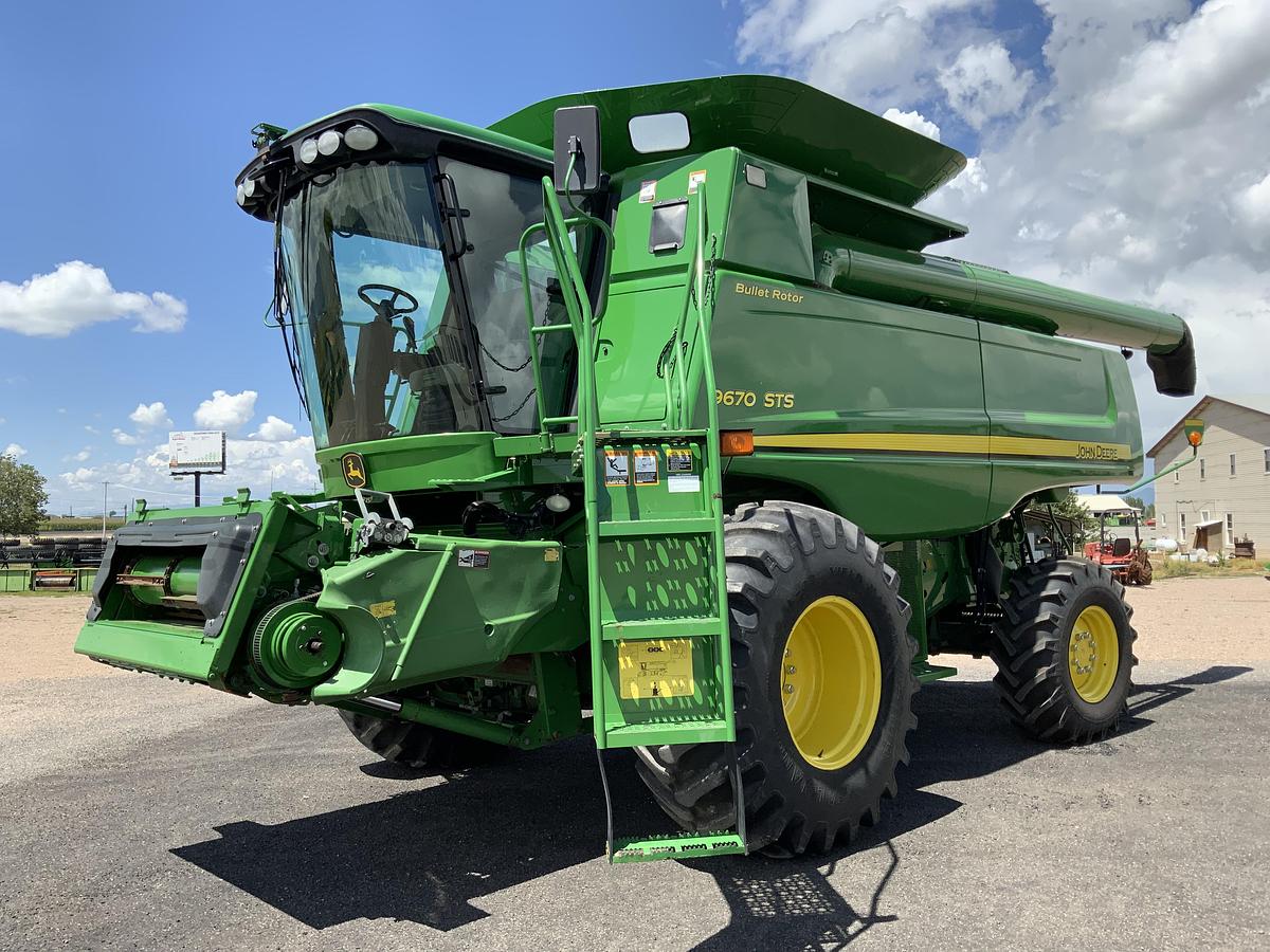 Usado JOHN DEERE® 9670STS