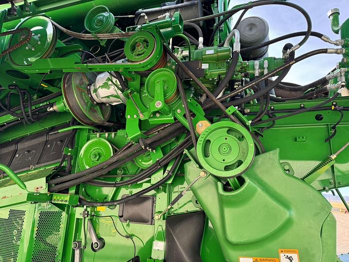 Usado 2009 JOHN DEERE® 9770STS