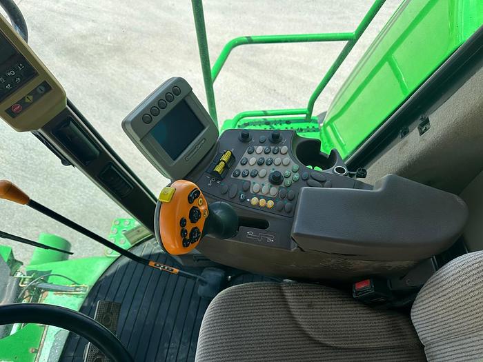Usado 2011 JOHN DEERE® 9770STS